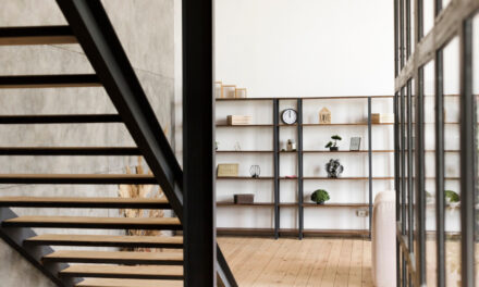 Nowoczesne schody z minimalistycznym designem: Sztuka prostoty w Twoim domu